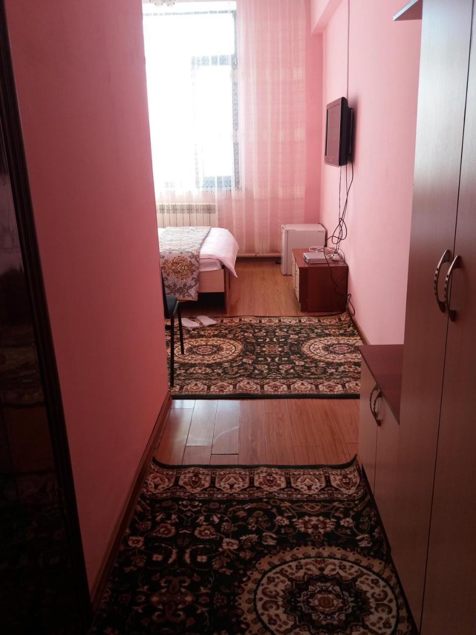 Гостиница "Sa-Nur" Taldykorgan Esterno foto